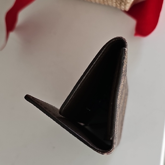 Louis Vuitton Checkered Brown Key Holder, All Key Holders In Place - Picture 5 of 7